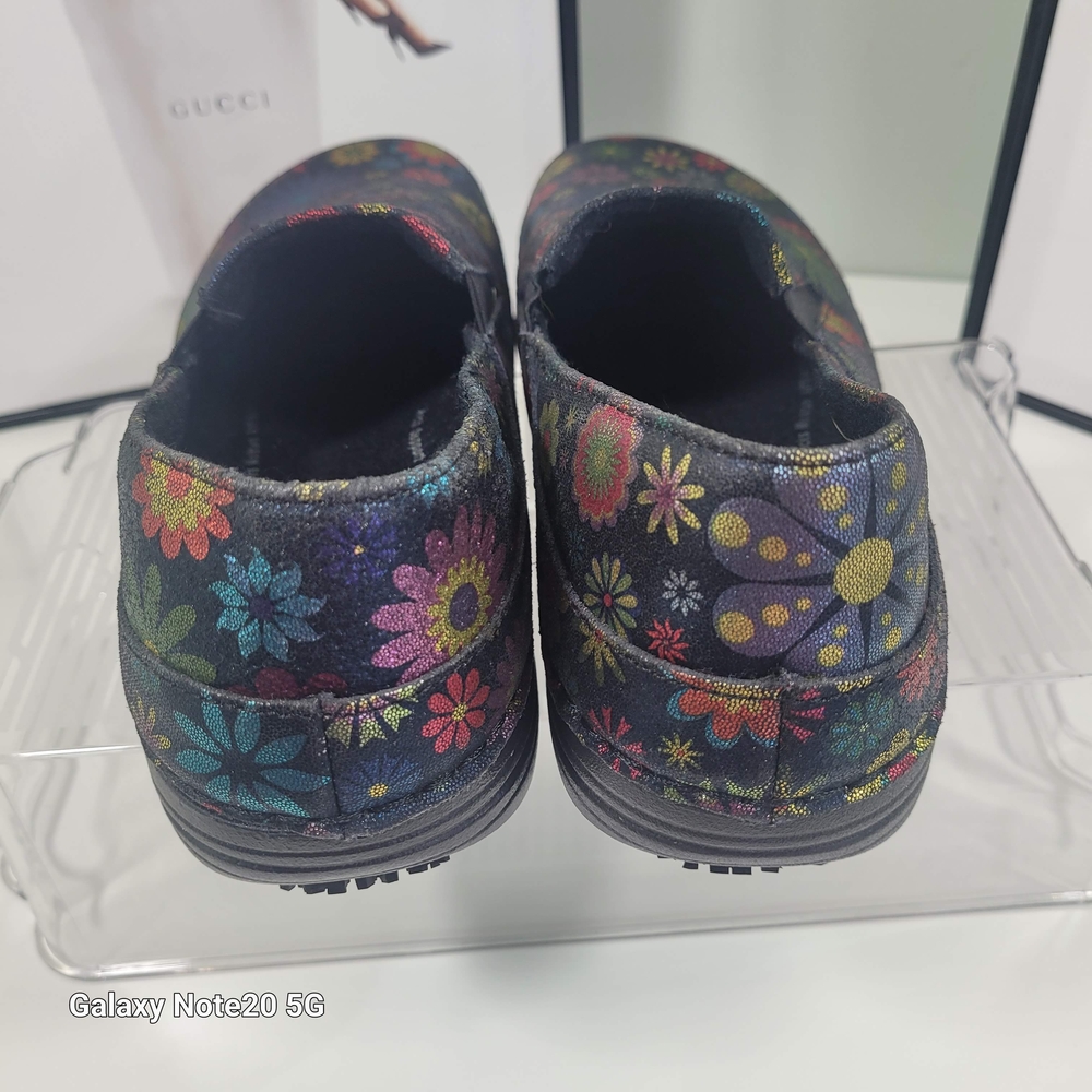 Spring Step Multicolor Floral Mules - Picture 3 of 10